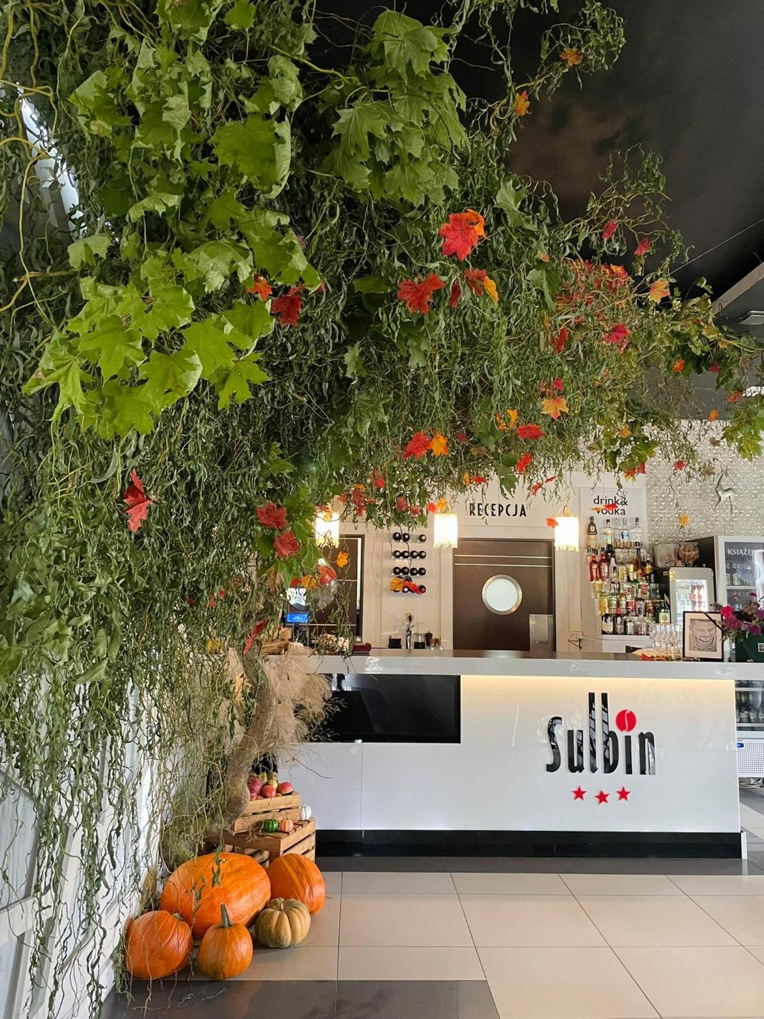 Hotel Sulbin Гарволин Екстериор снимка